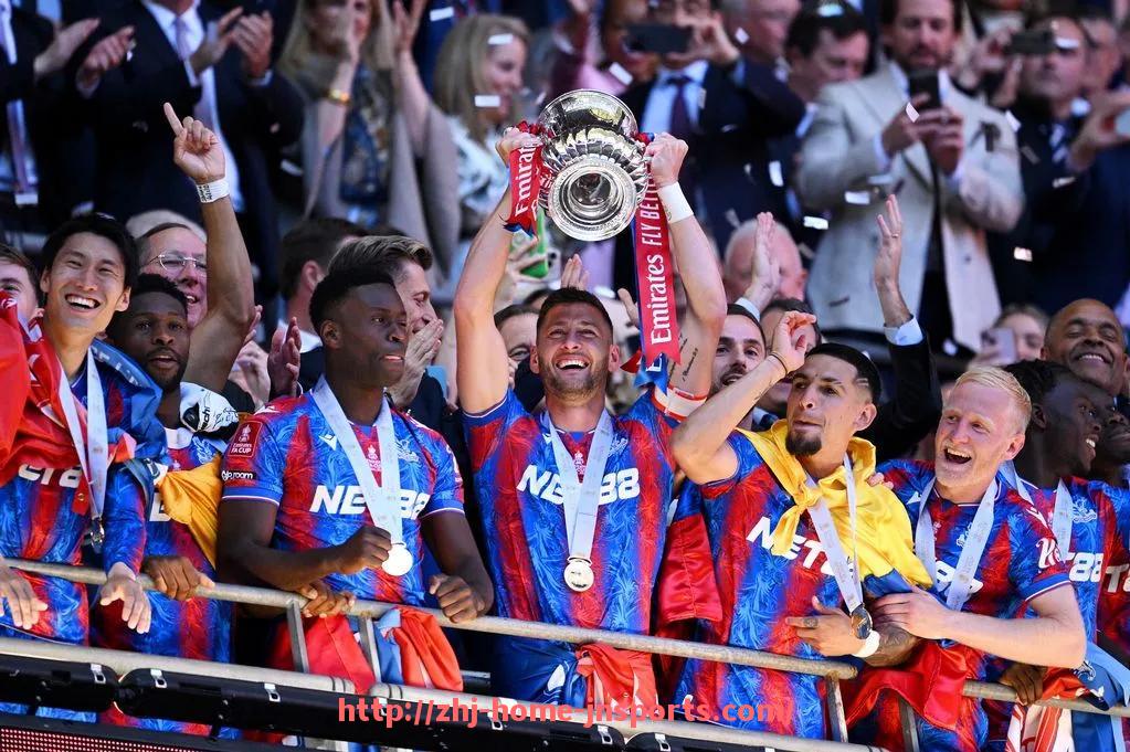 江南综合体育-2025年世俱杯比赛专用球鞋配置标准全面解析与应用实践